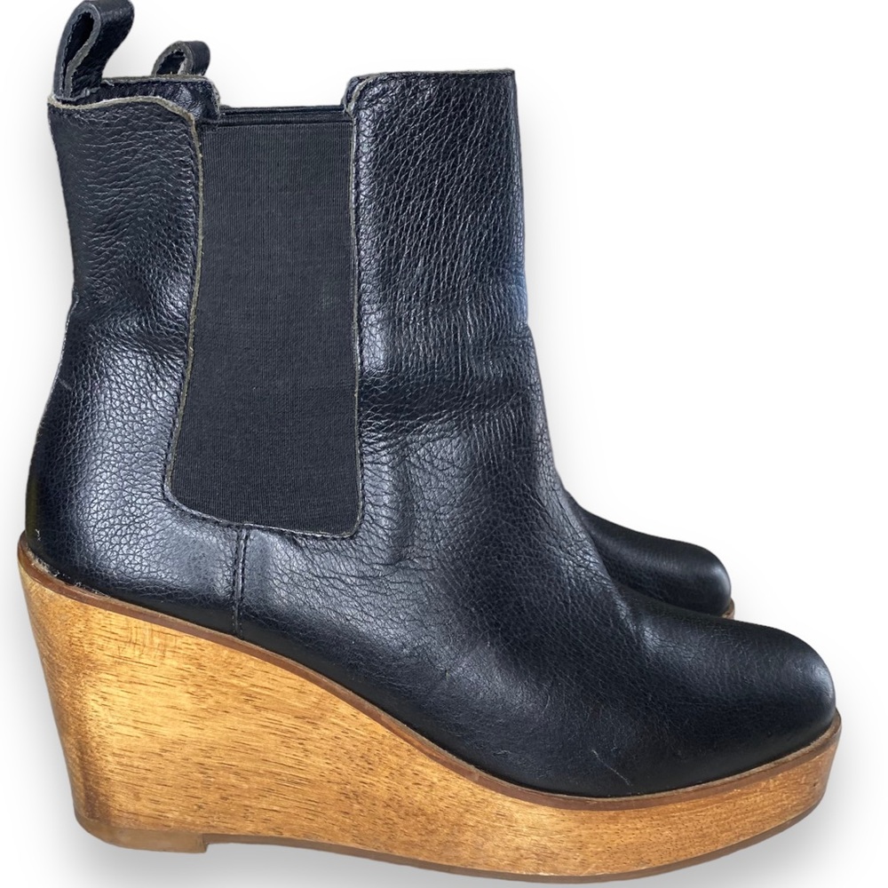 Kelsi Dagger Platform black leather Wedge Ankle boots, size 9